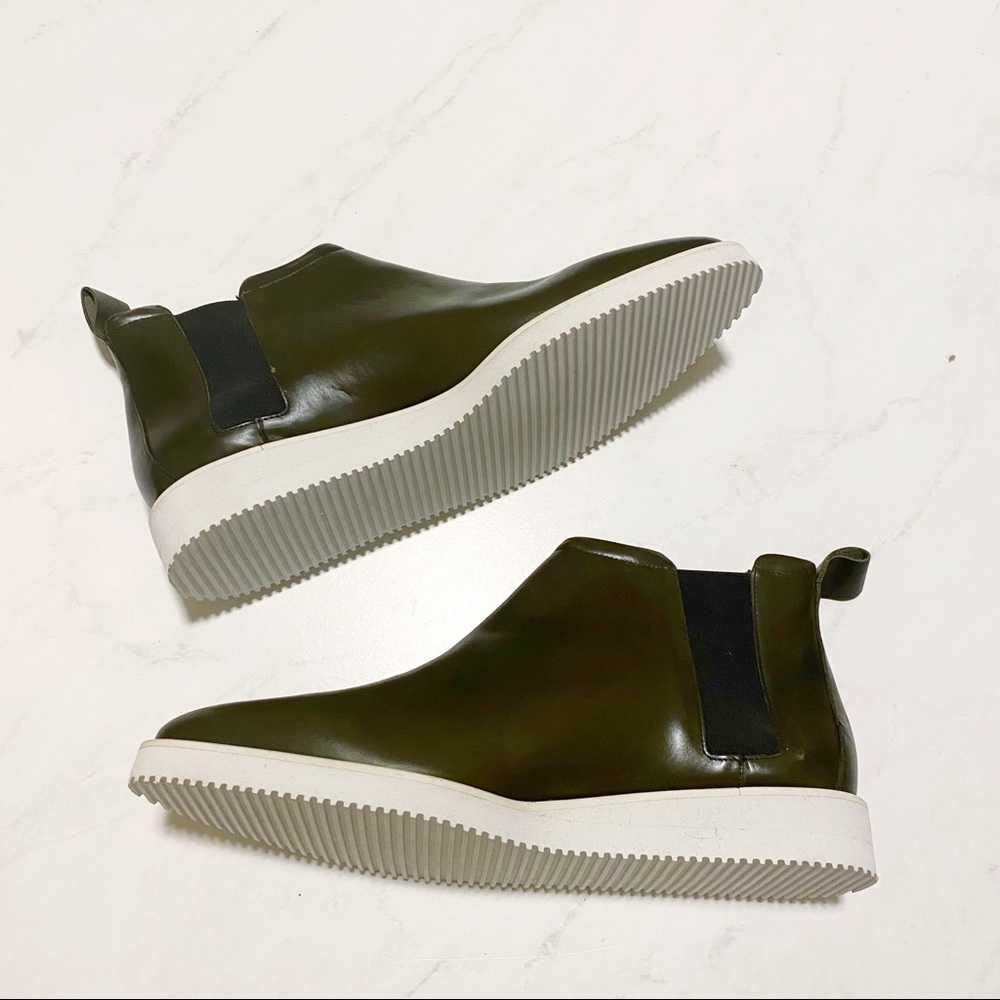 Everlane Leather Street Ankle Boots in Green - Picture 2 of 10